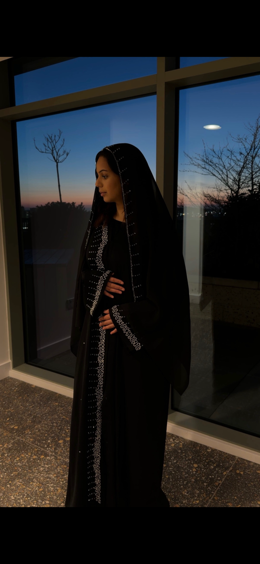 Dina Abaya